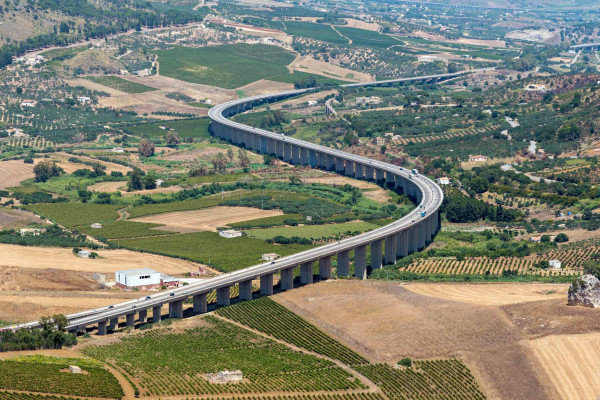 Estudios geológicos · Ingenieros Geotécnicos y Geofísicos Vila-seca